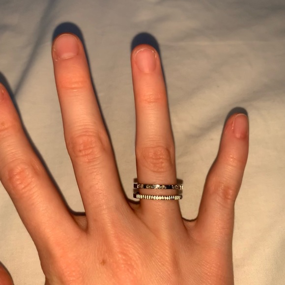 Silver rings - Picture 6 of 15